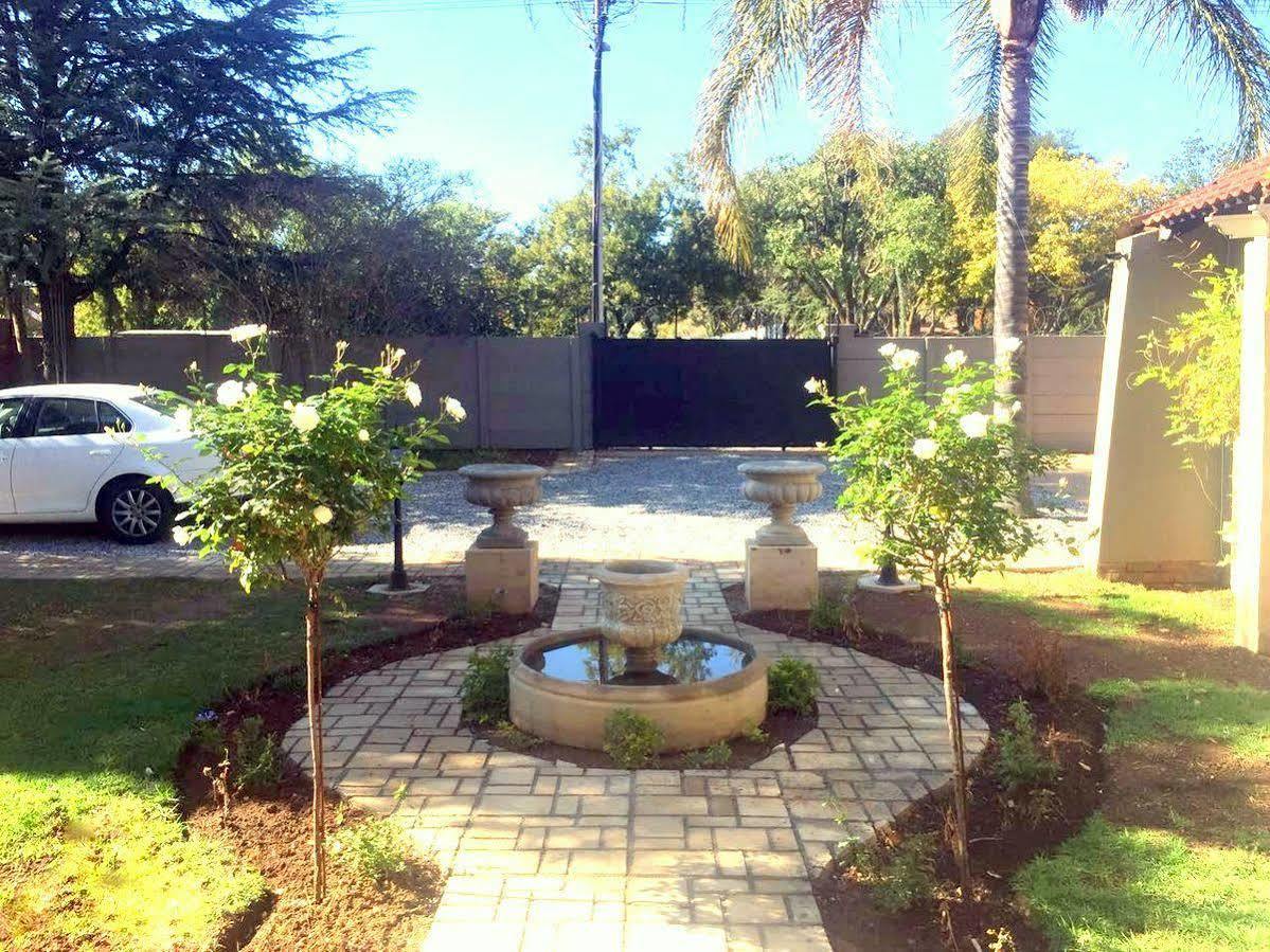 Nouveau Studios Pretoria Exterior foto
