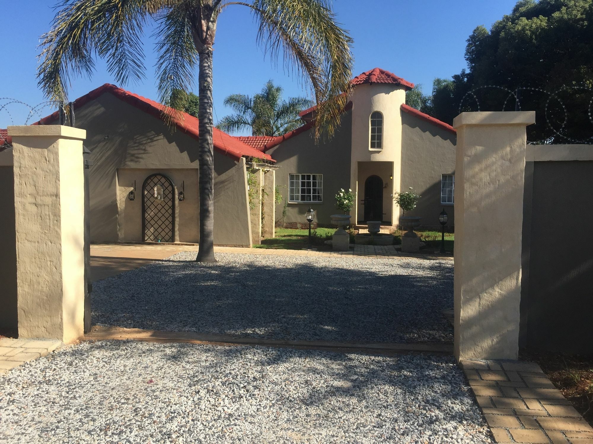 Nouveau Studios Pretoria Exterior foto